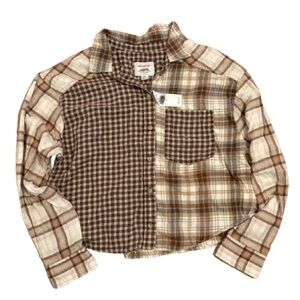 NWT American Eagle Outfitters Cozy Cabin Cropped Flannel Shirt
